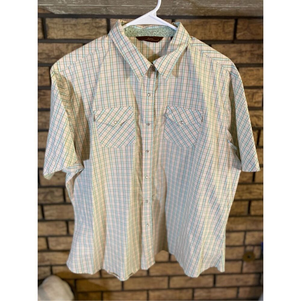 Aura By Wrangler Women’s Button Up Shirt